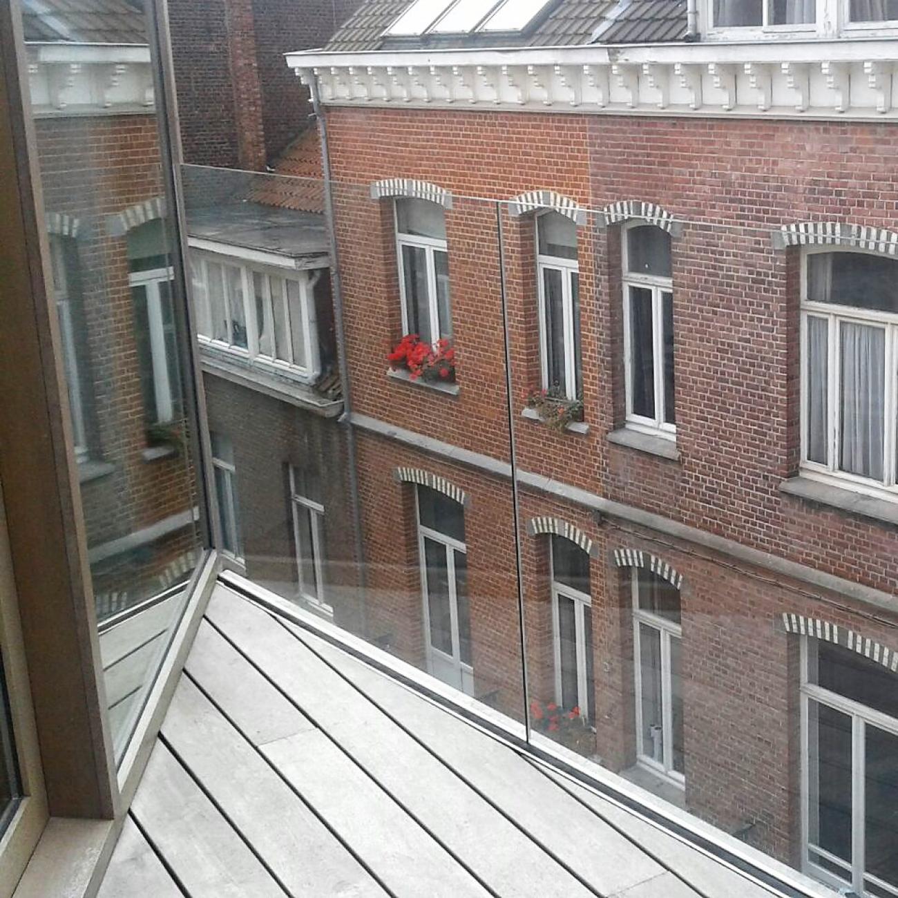 glazen terrasbalustrade